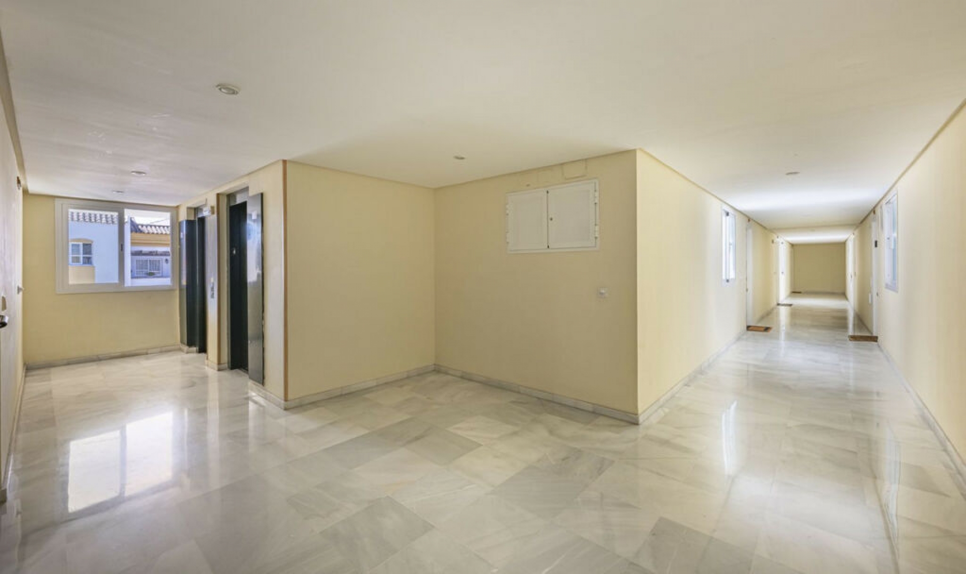 Další prodej - Apartment -
The Golden Mile