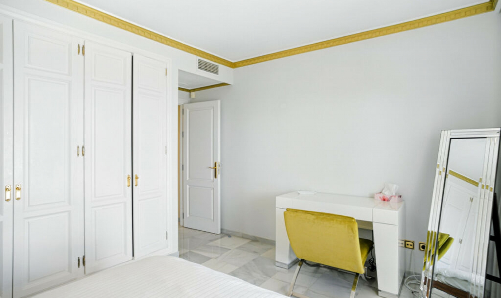 Další prodej - Apartment -
The Golden Mile