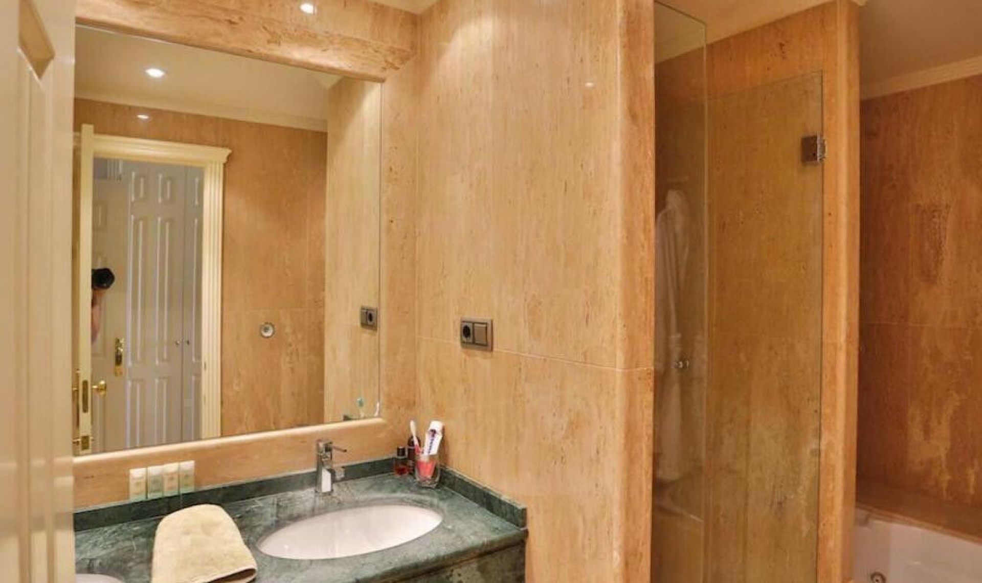 Další prodej - Apartment -
The Golden Mile