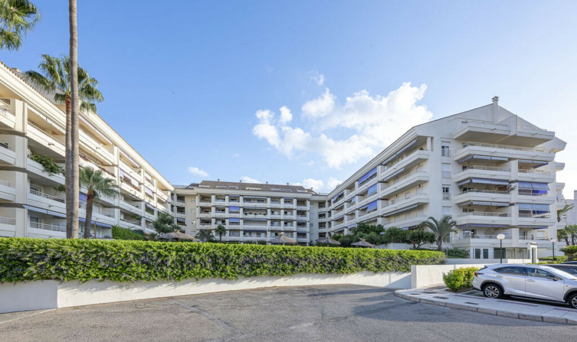 Další prodej - Apartment -
The Golden Mile