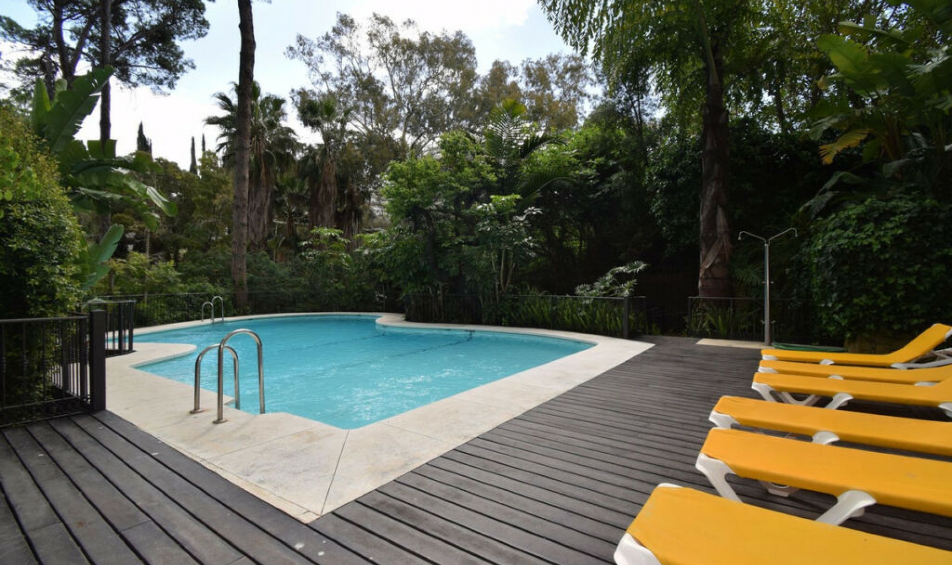 Další prodej - Apartment -
The Golden Mile