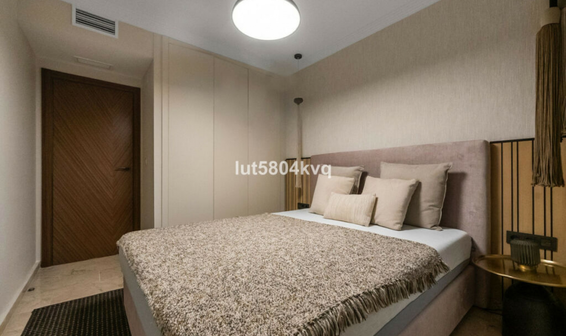Další prodej - Apartment -
The Golden Mile