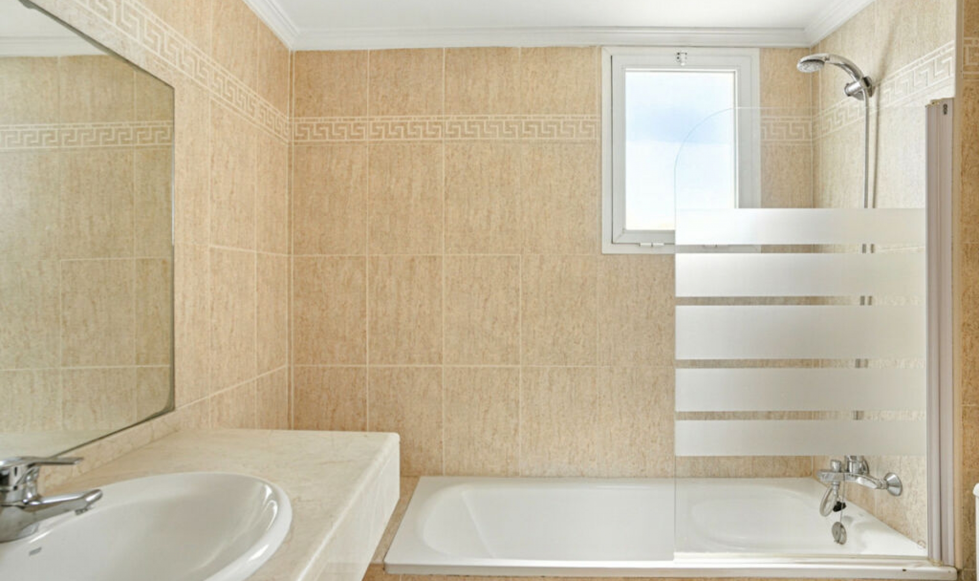 Další prodej - Apartment -
The Golden Mile