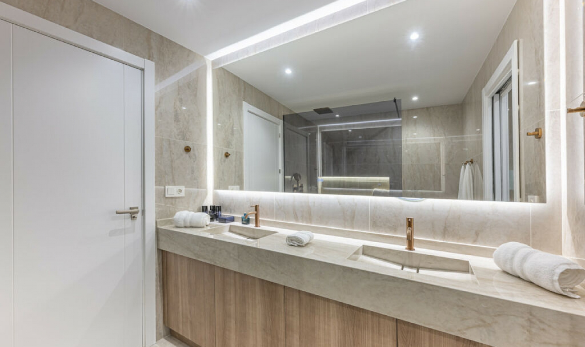 Další prodej - Apartment -
The Golden Mile