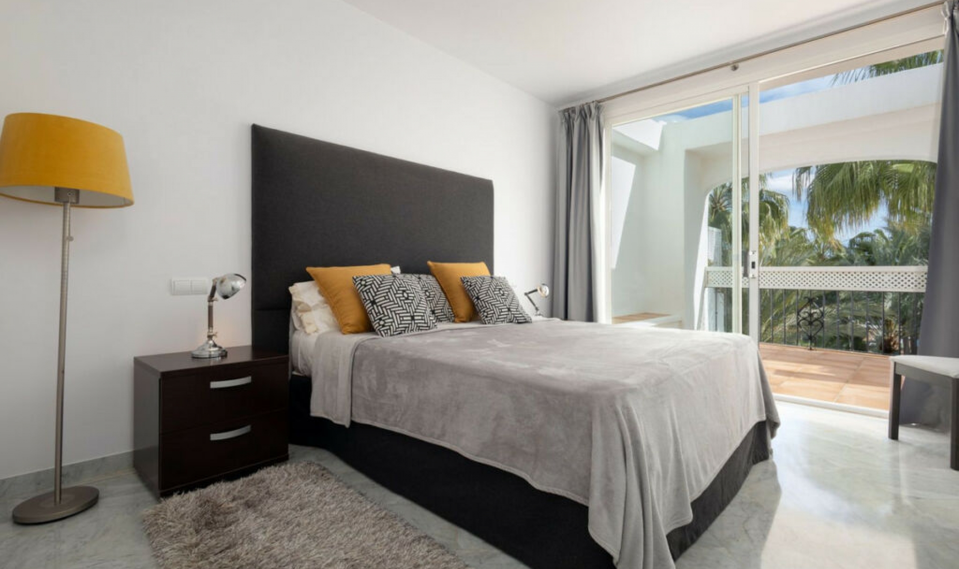 Další prodej - Apartment -
The Golden Mile