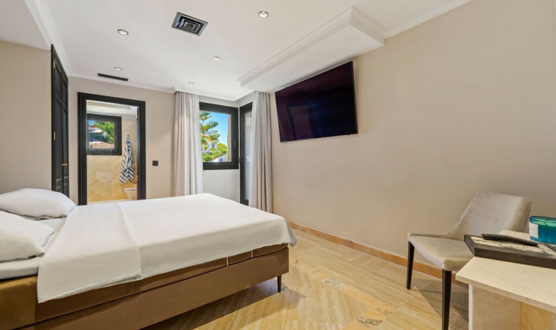 Další prodej - Apartment -
The Golden Mile
