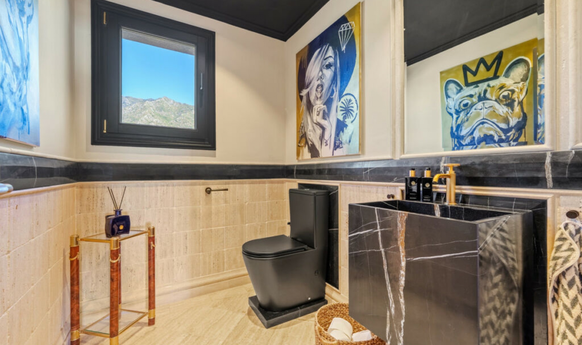 Další prodej - Apartment -
The Golden Mile