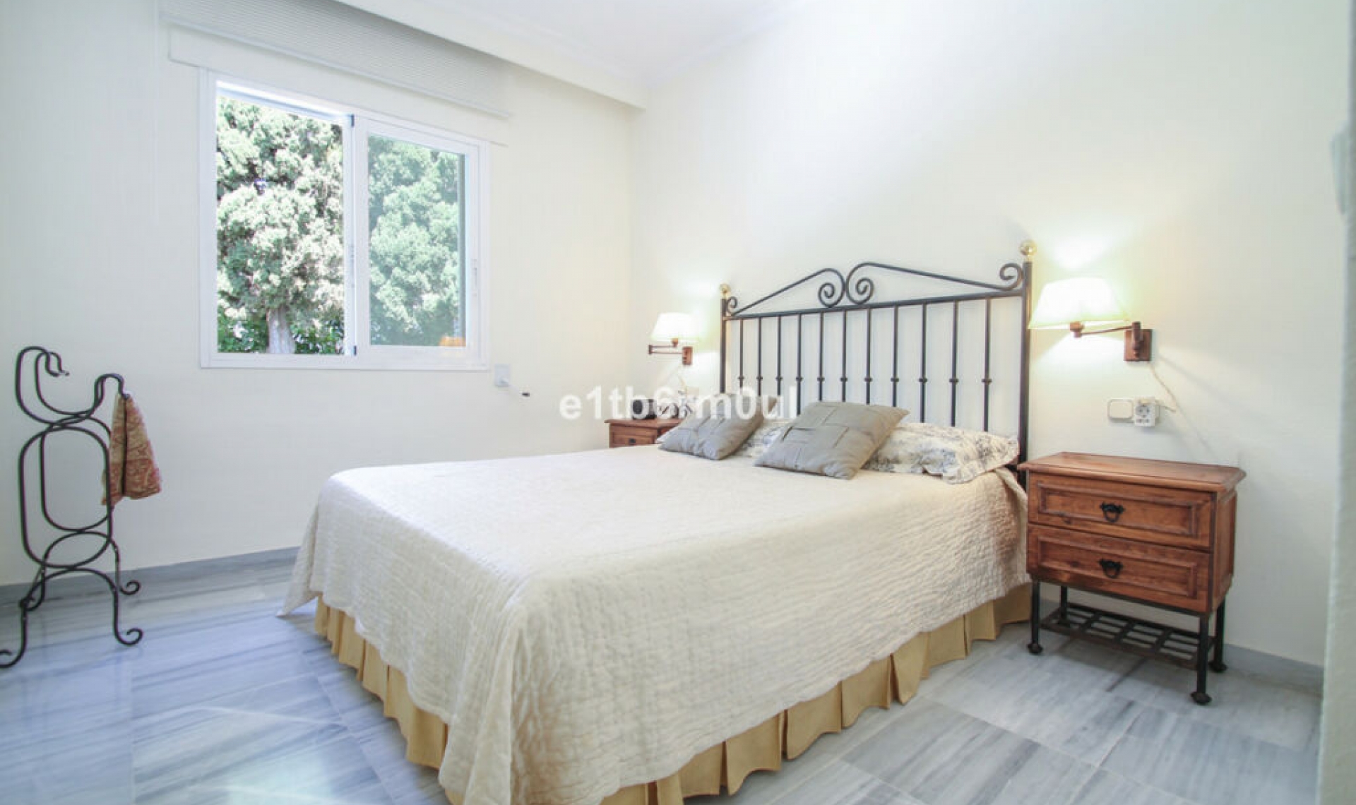 Další prodej - Apartment -
The Golden Mile