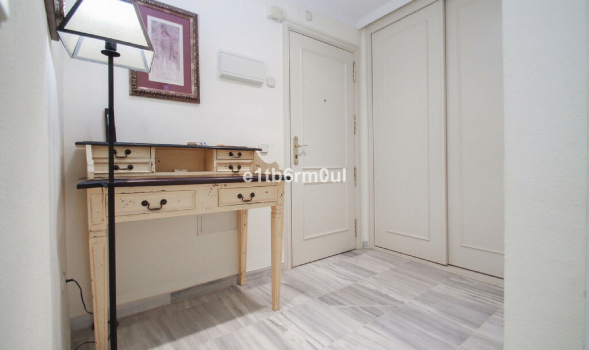 Další prodej - Apartment -
The Golden Mile