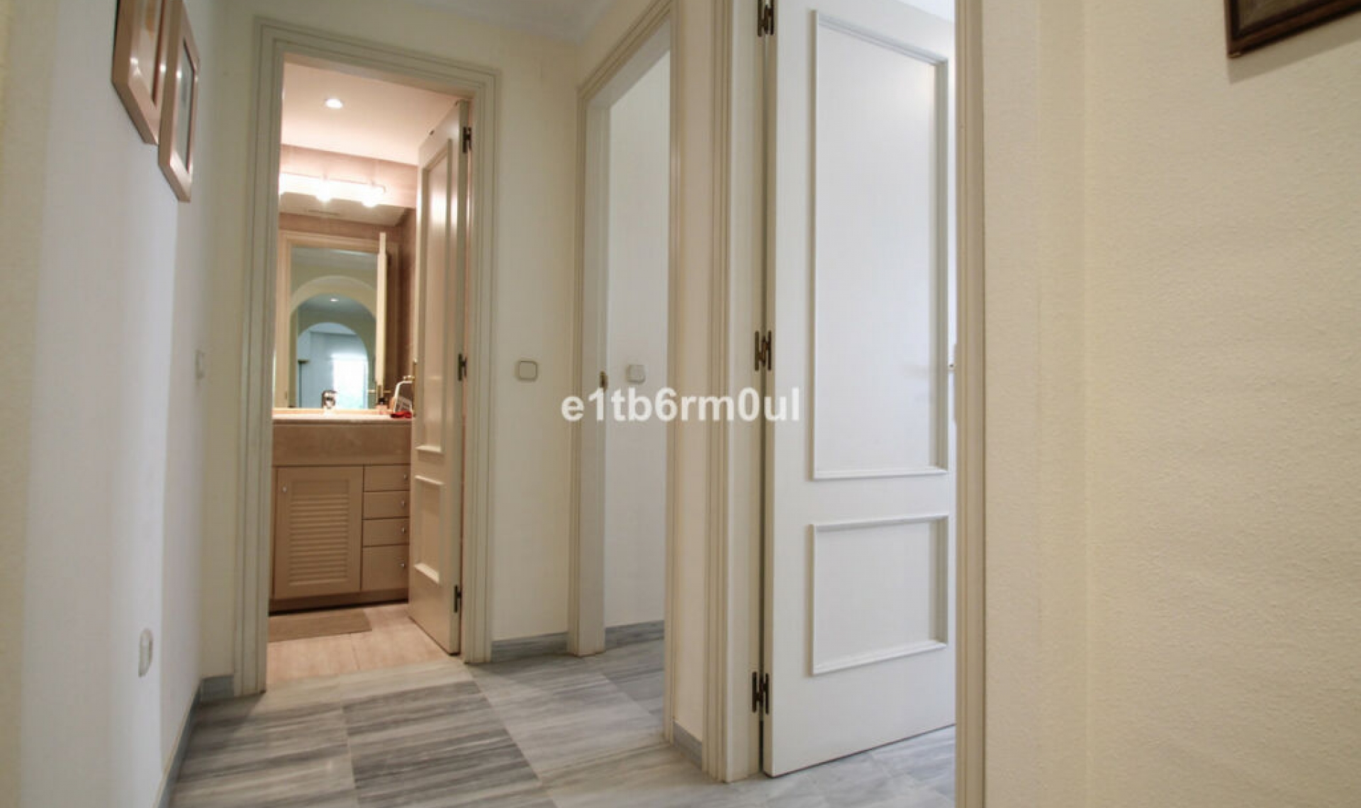 Další prodej - Apartment -
The Golden Mile