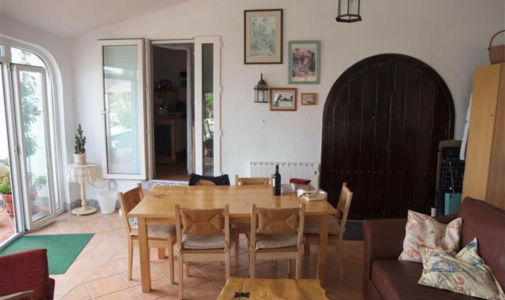 Další prodej -  -
Arenas