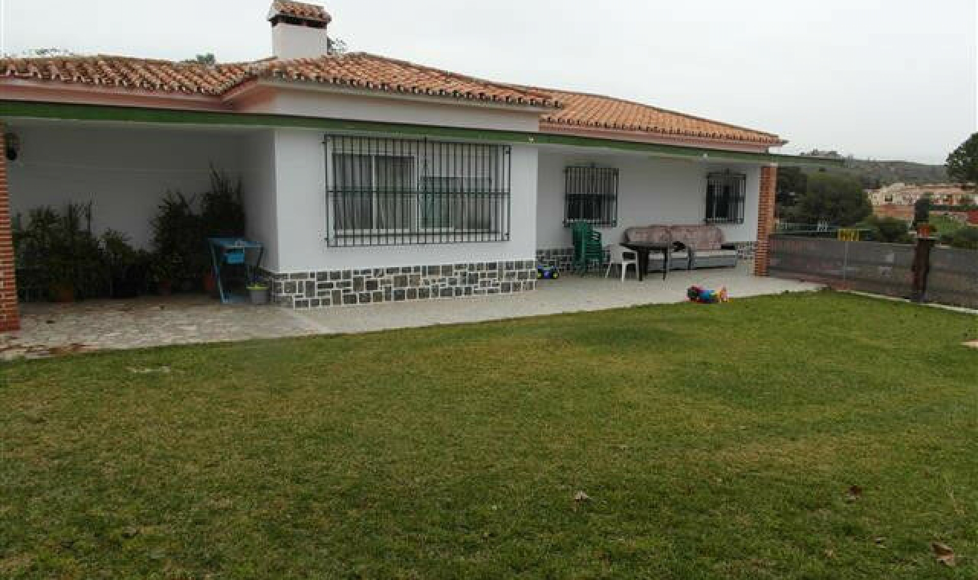 Další prodej -  -
Benajarafe