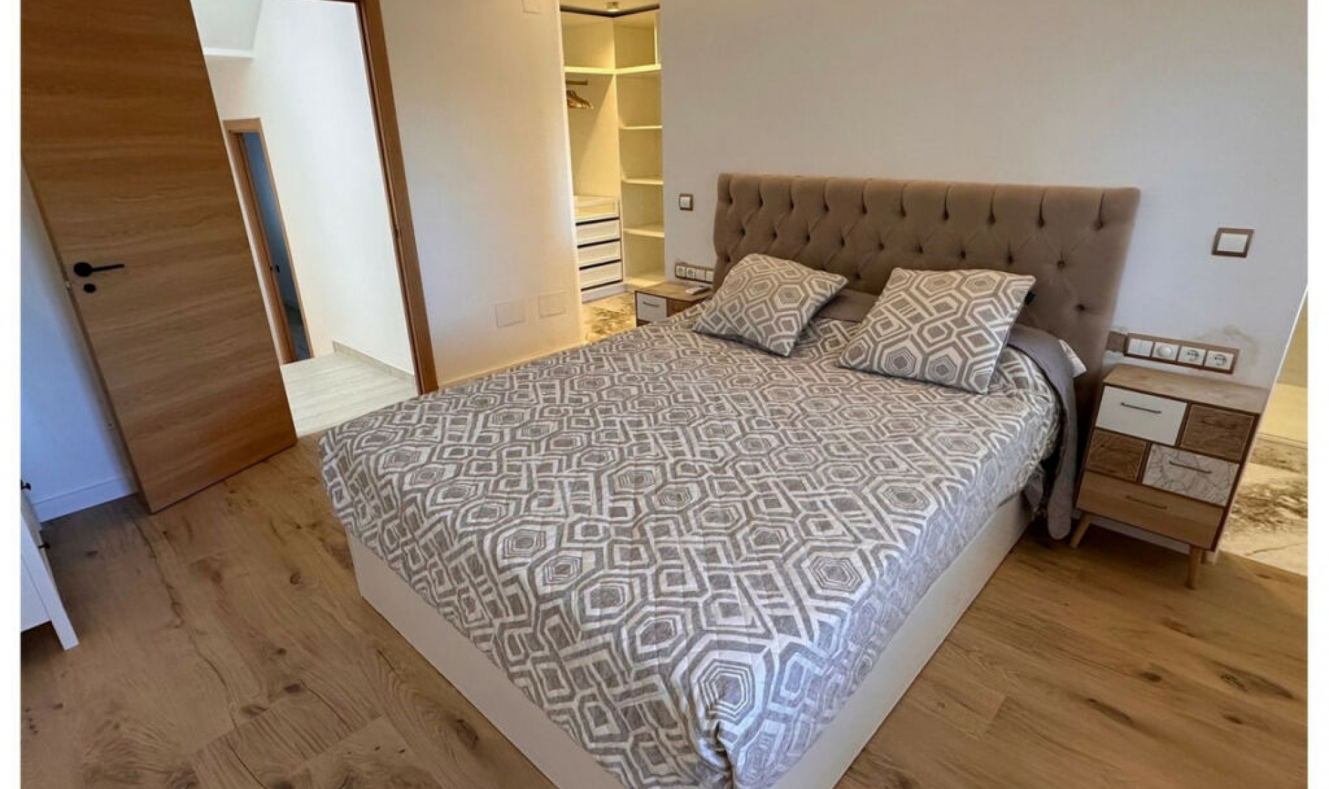 Další prodej -  -
Casares Playa