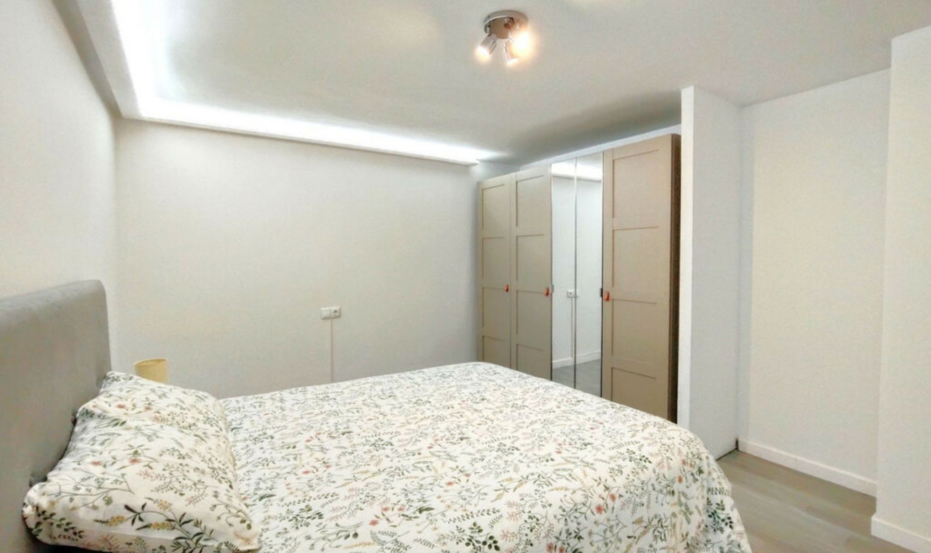 Další prodej -  -
Casares