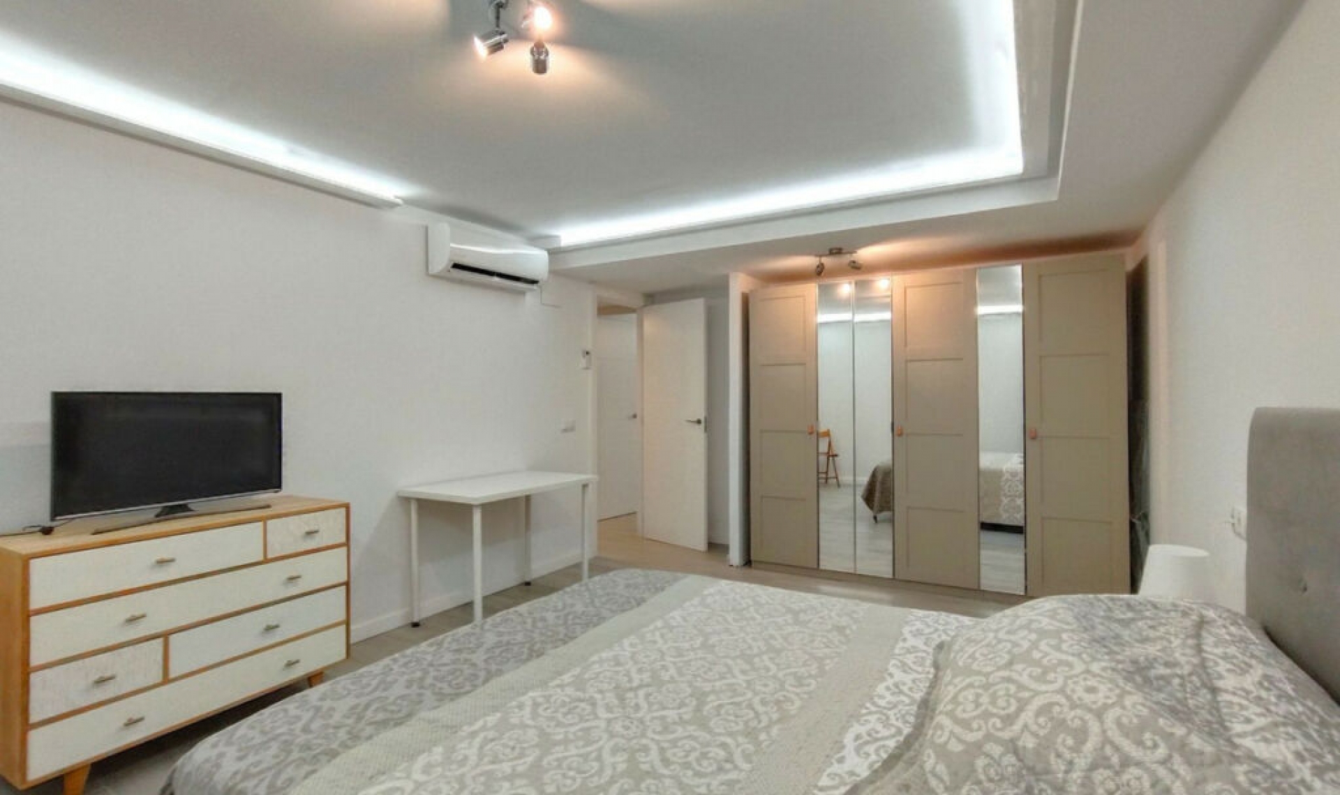 Další prodej -  -
Casares
