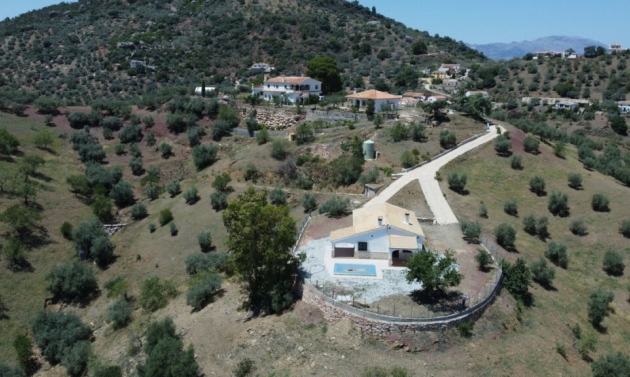  - Další prodej - Comares - Comares