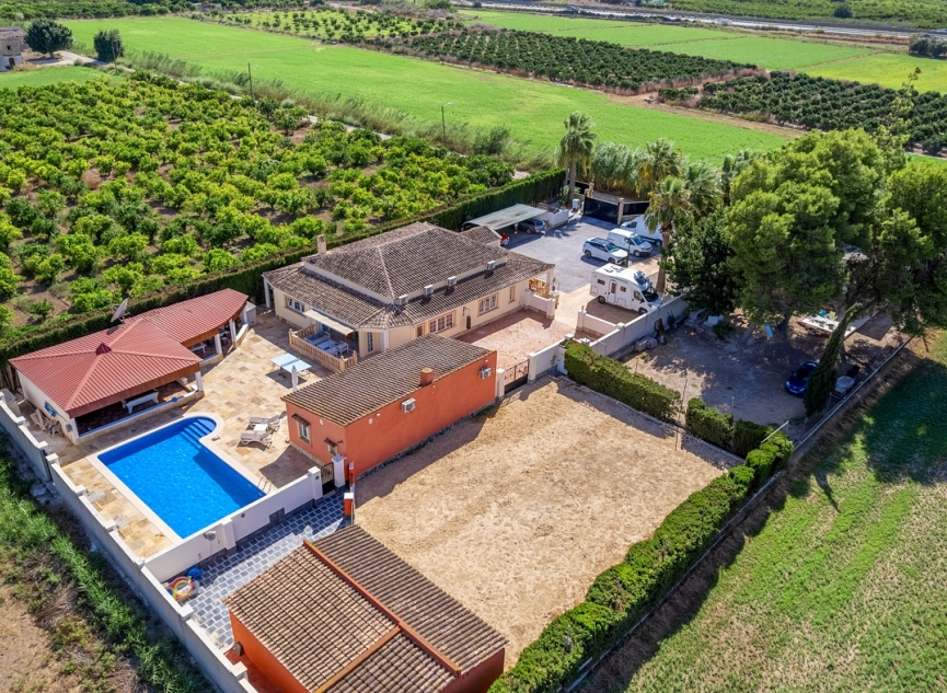 Další prodej - Country estate -
Almoradí - Las Heredades