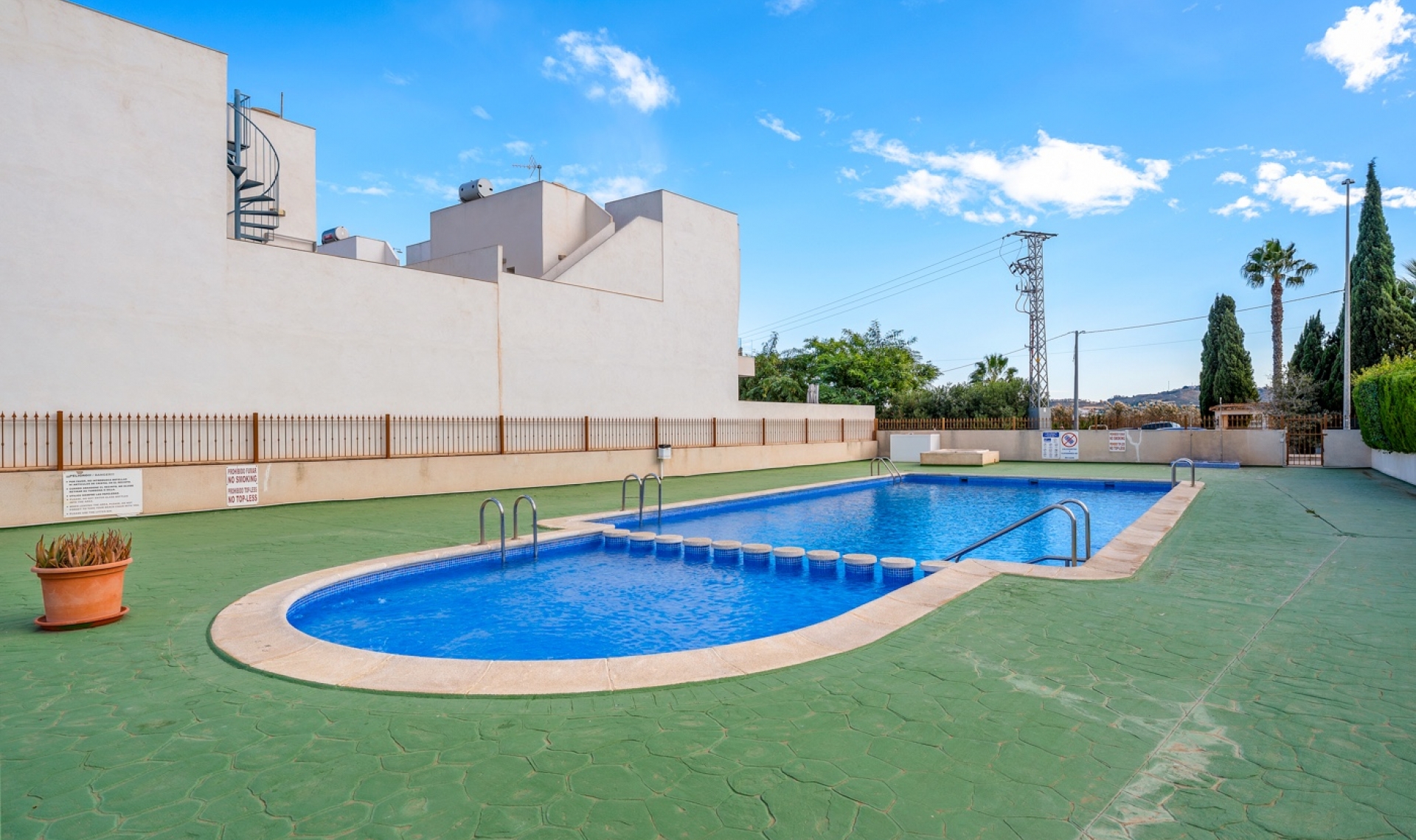 Další prodej -  -
Daya Vieja