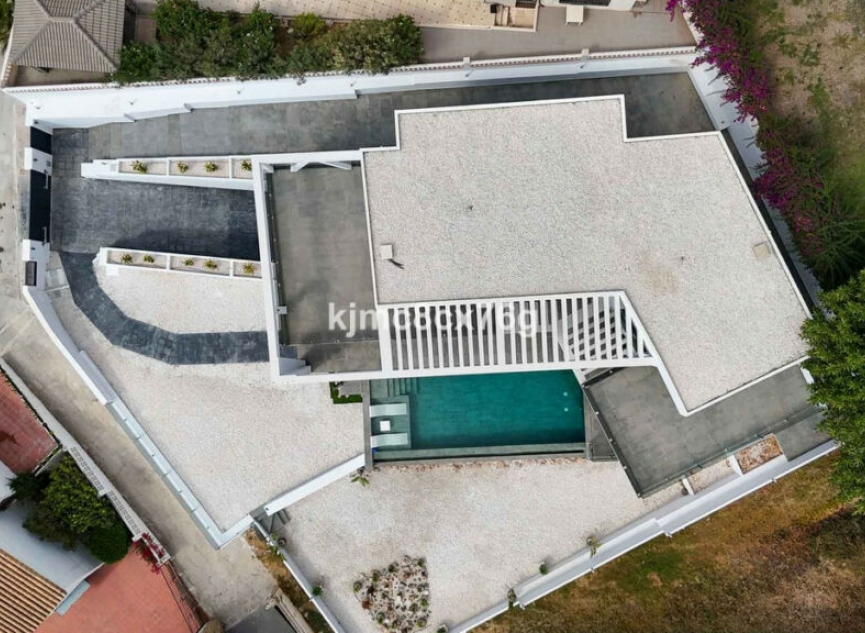 Další prodej -  -
El Faro