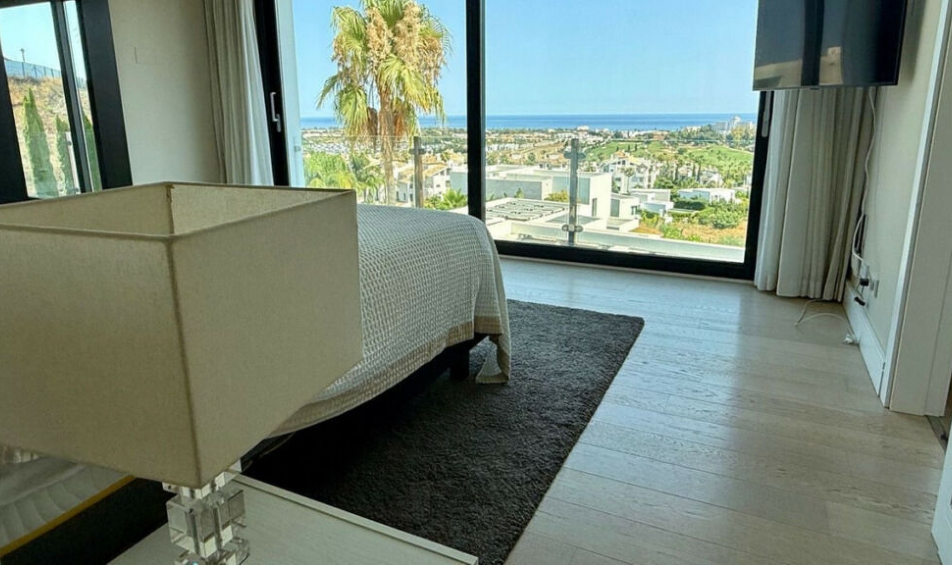 Další prodej -  -
El Paraiso