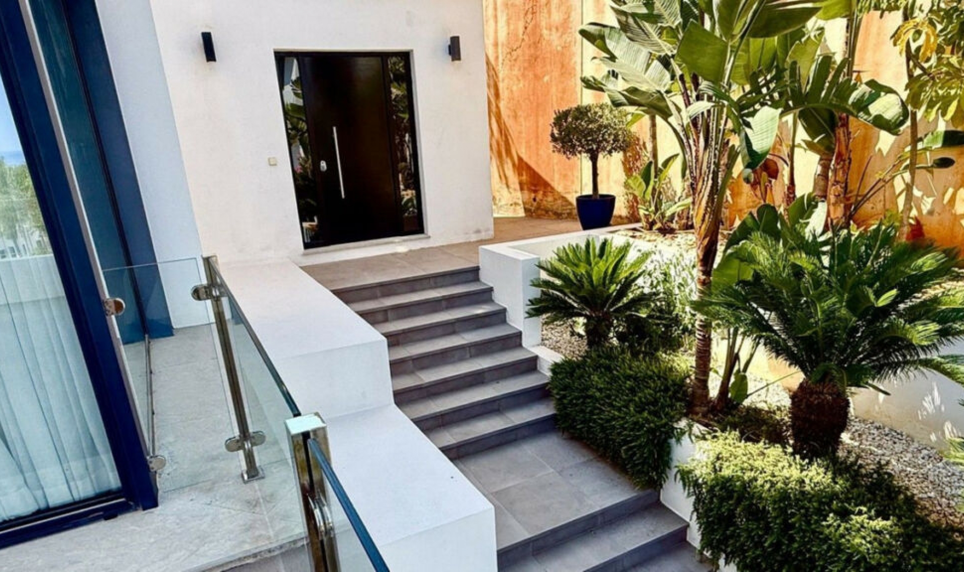 Další prodej -  -
El Paraiso