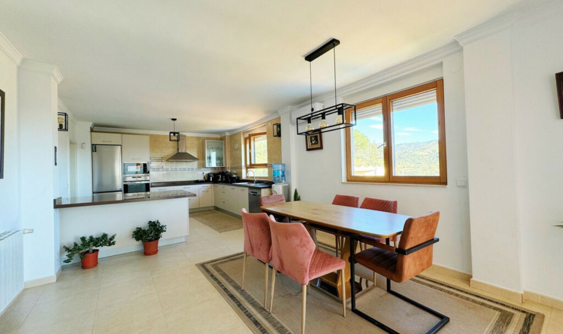 Další prodej -  -
Elviria