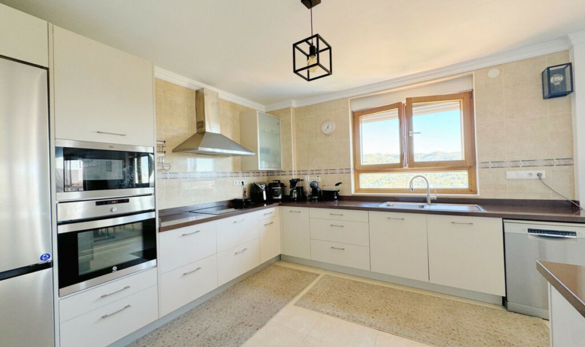 Další prodej -  -
Elviria