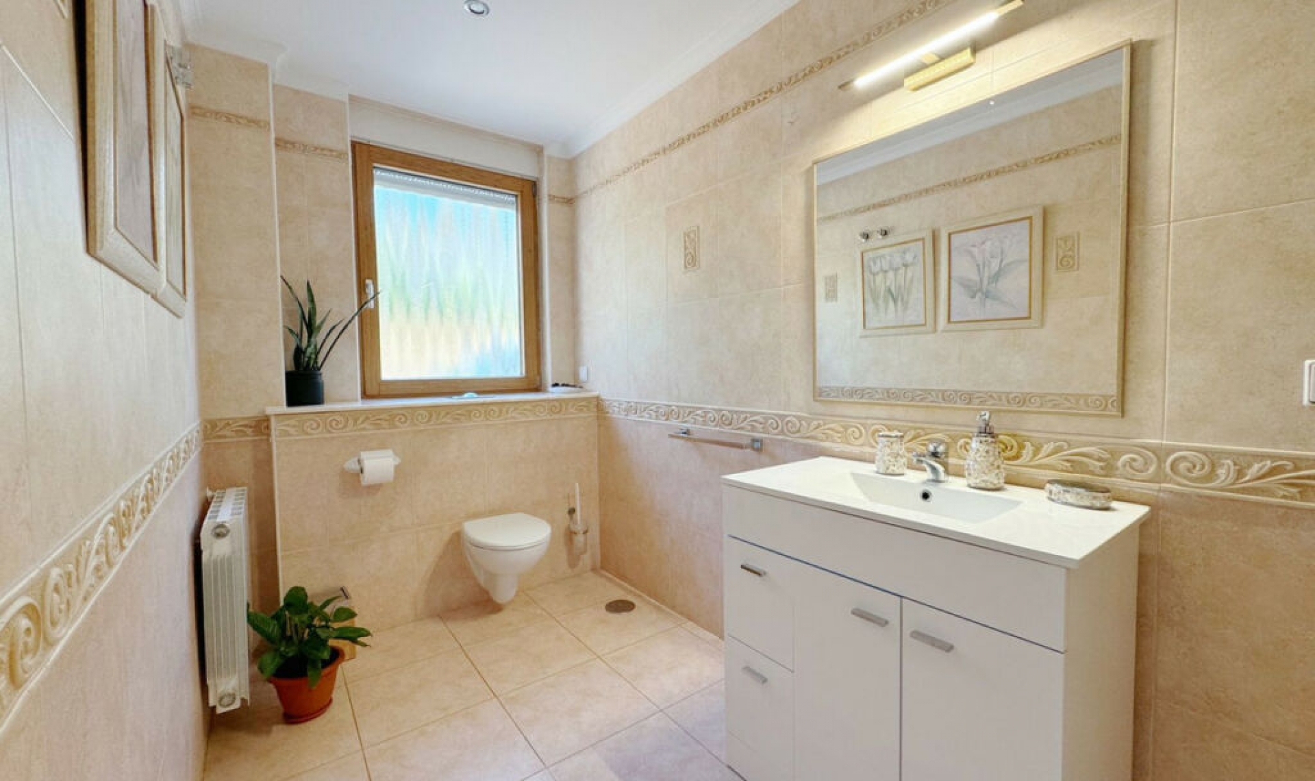 Další prodej -  -
Elviria