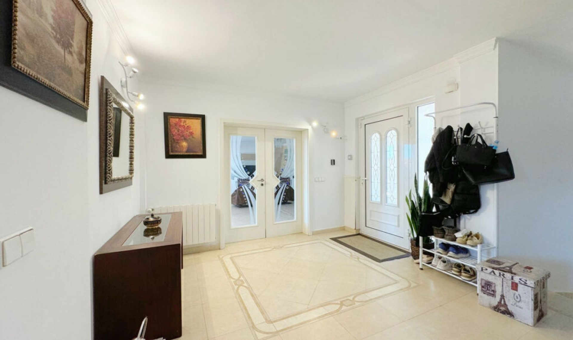 Další prodej -  -
Elviria