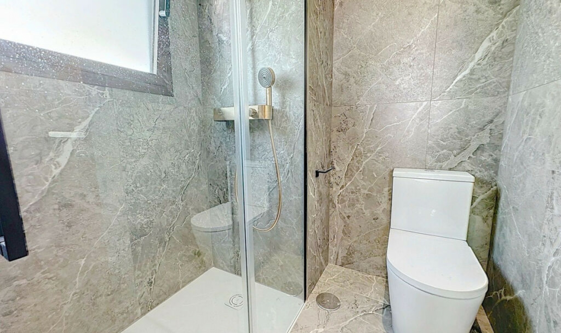 Další prodej -  -
Estepona