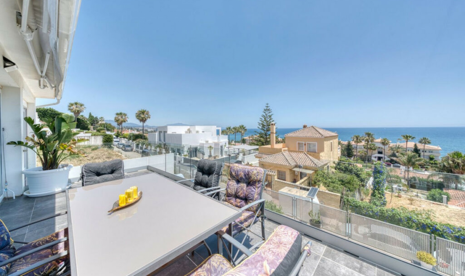 Další prodej -  -
Estepona