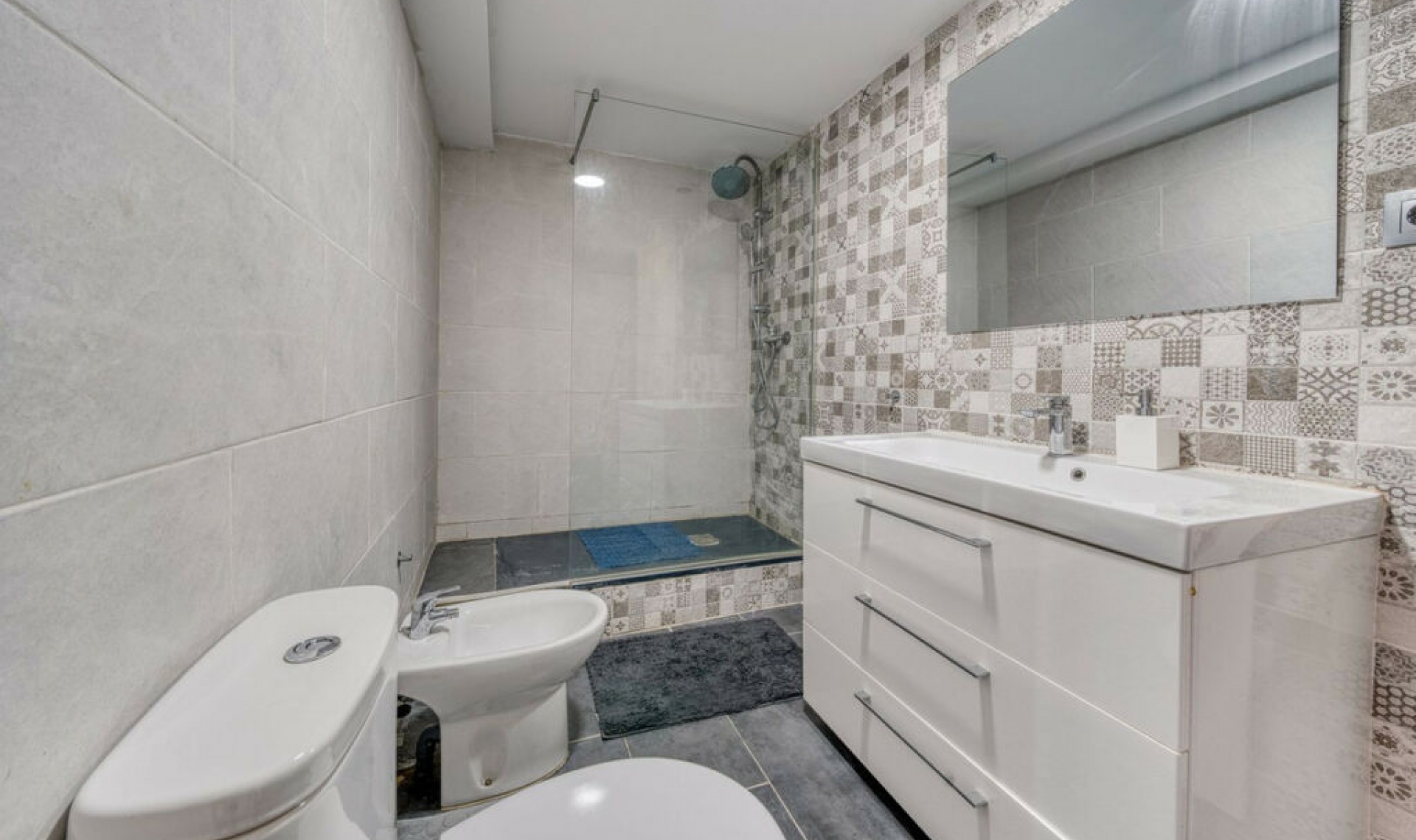 Další prodej -  -
Estepona