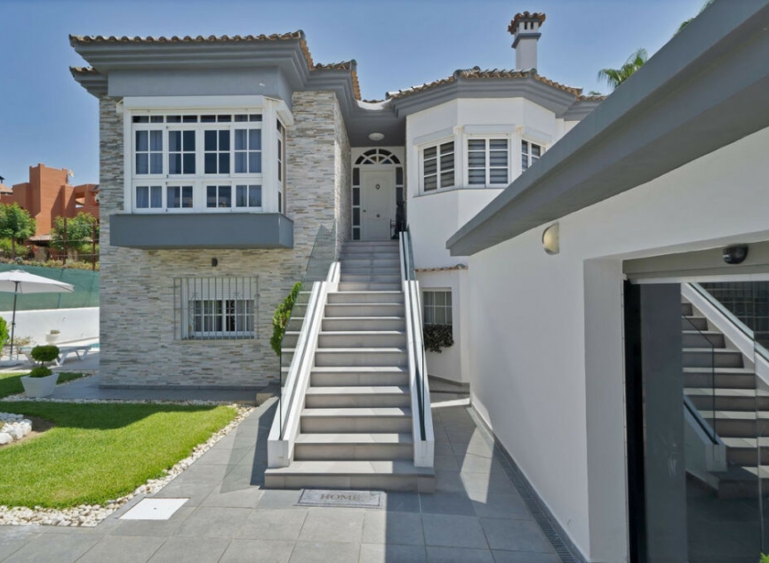 Další prodej -  -
Estepona