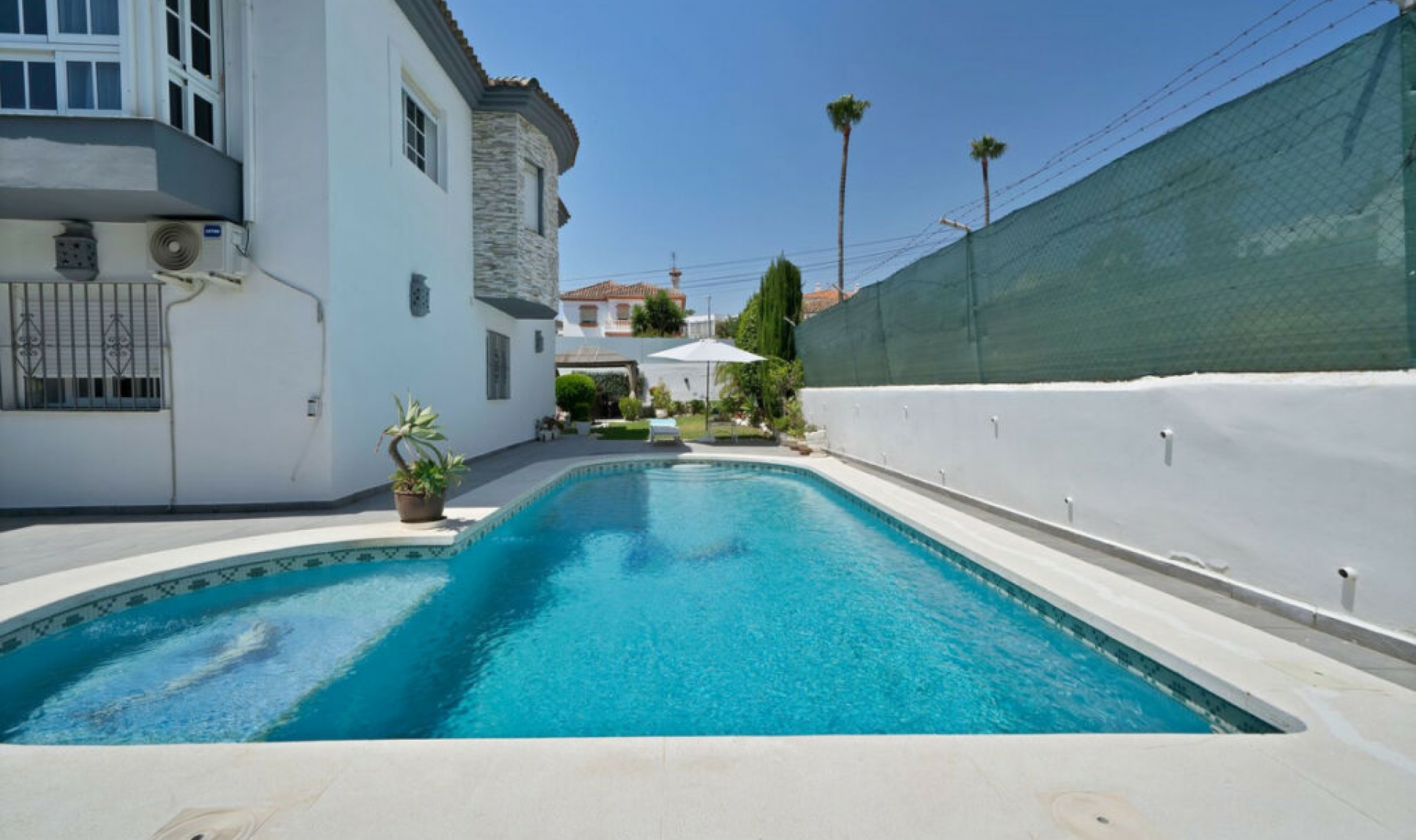 Další prodej -  -
Estepona