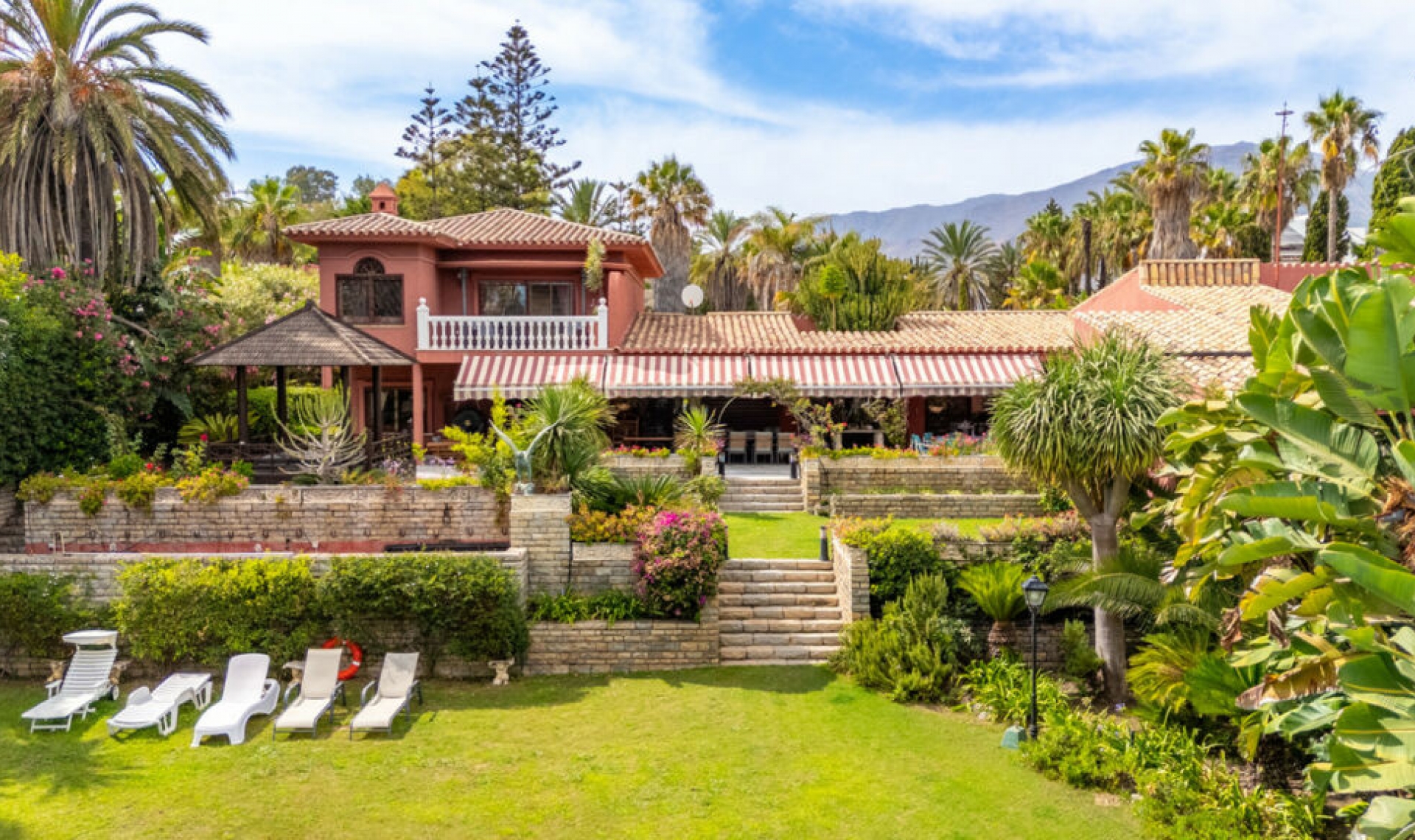 Další prodej -  -
Estepona