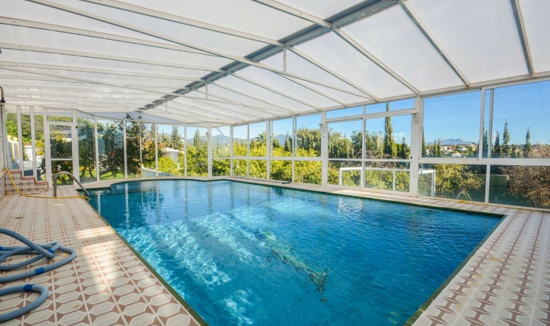 Další prodej -  -
Estepona