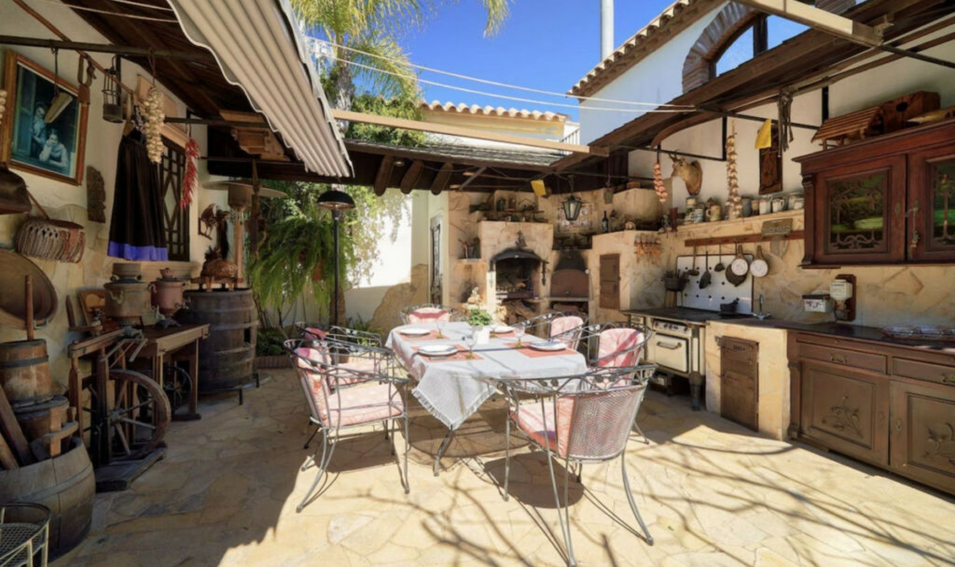 Další prodej -  -
Hacienda Las Chapas
