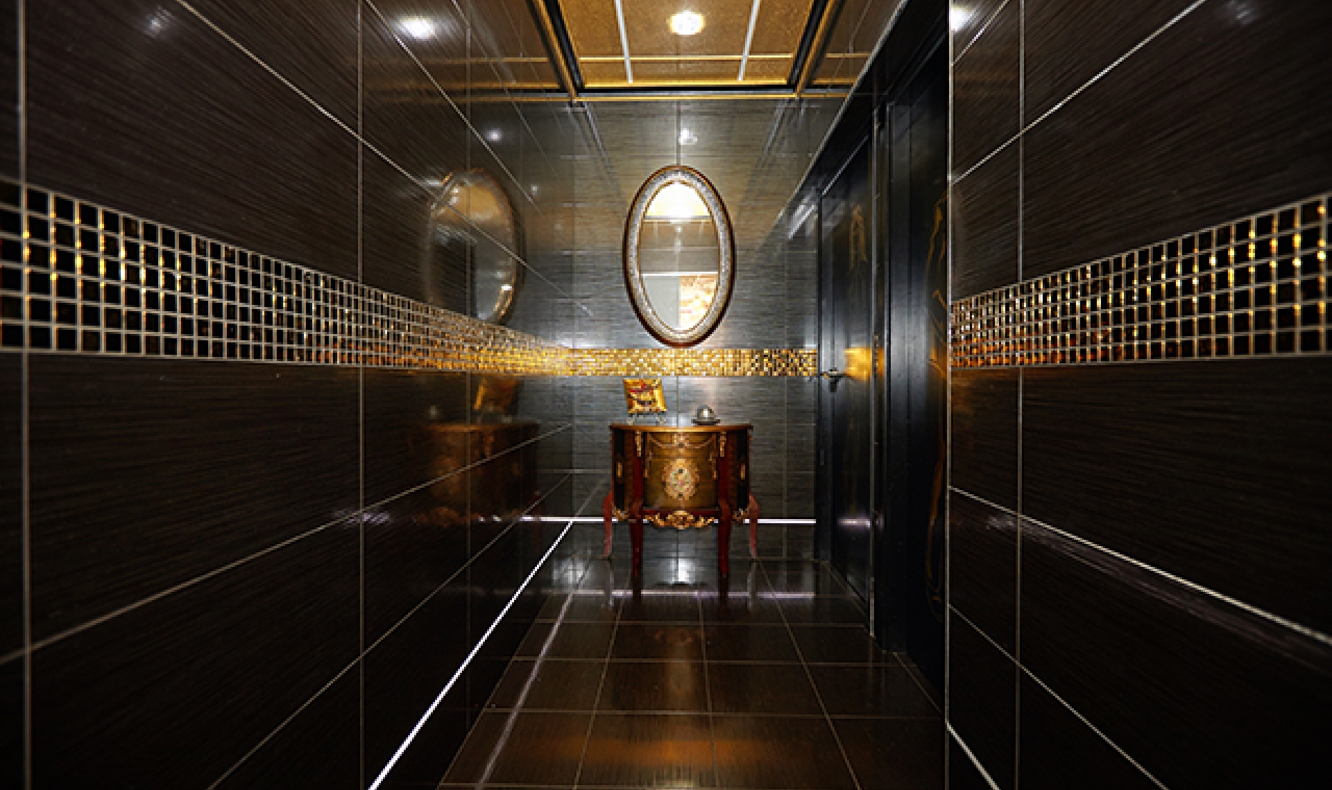 Další prodej - Komerční -
Benijofar