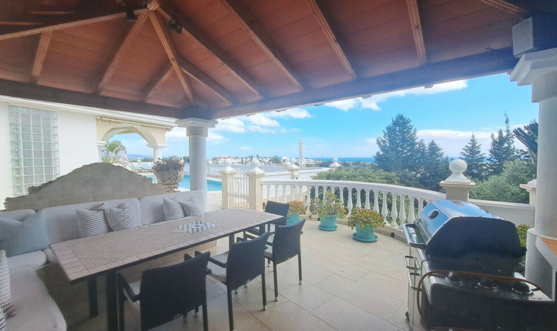 Další prodej -  -
La Quinta