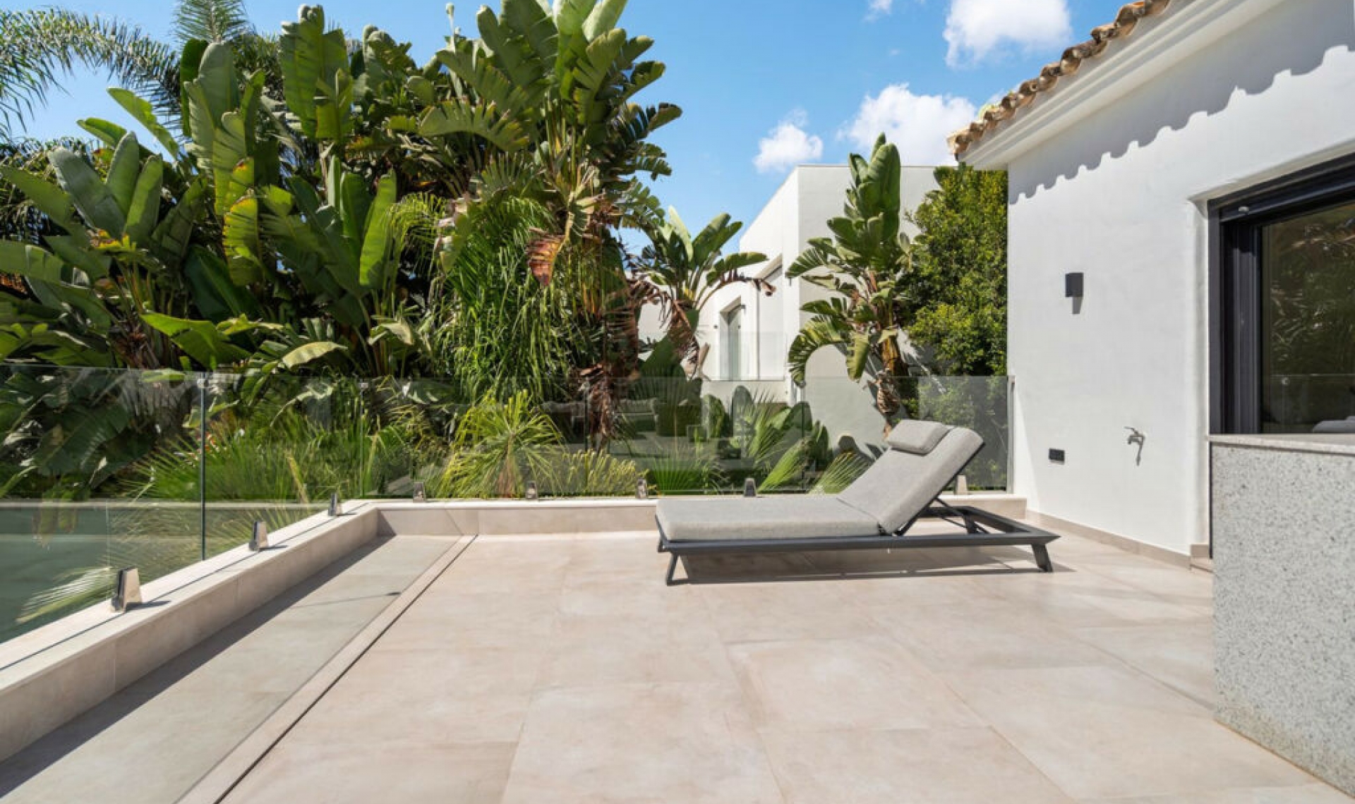 Další prodej -  -
Marbesa