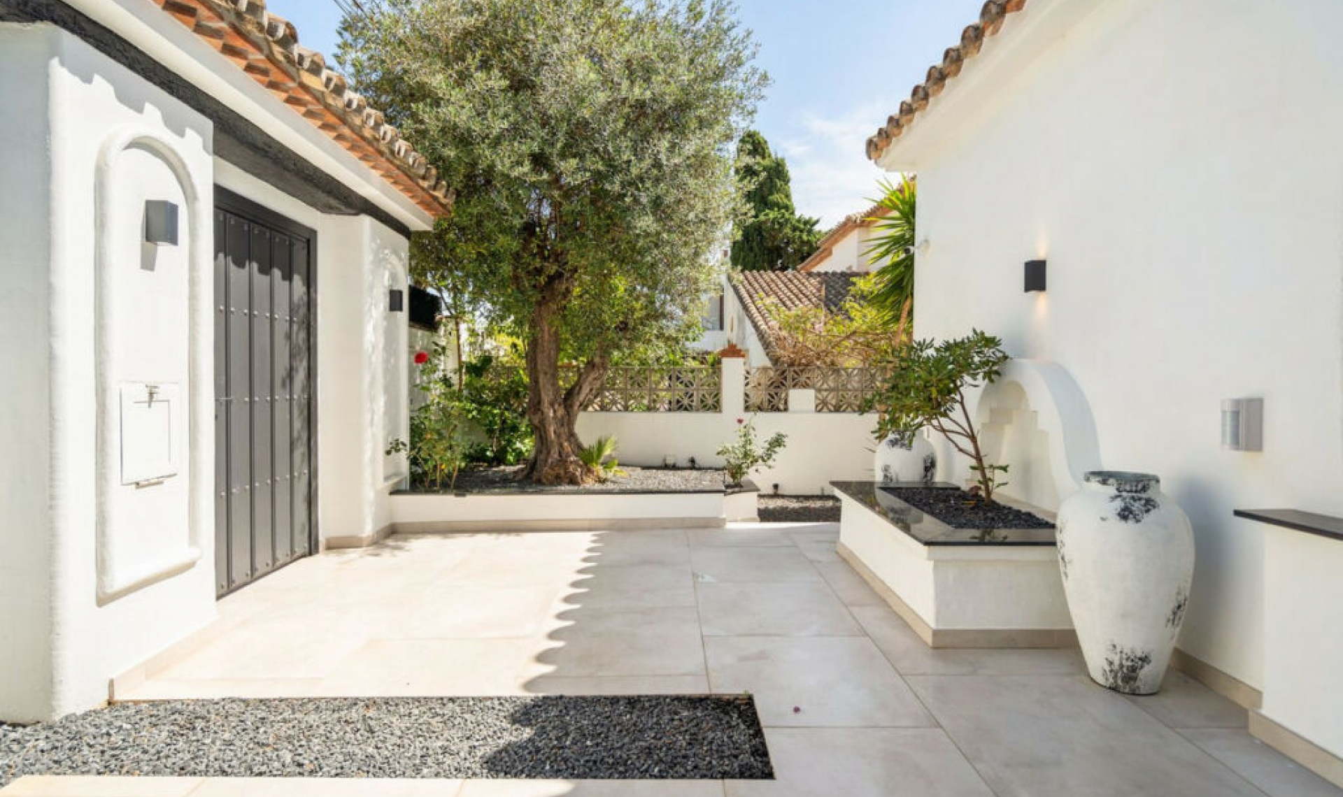 Další prodej -  -
Marbesa