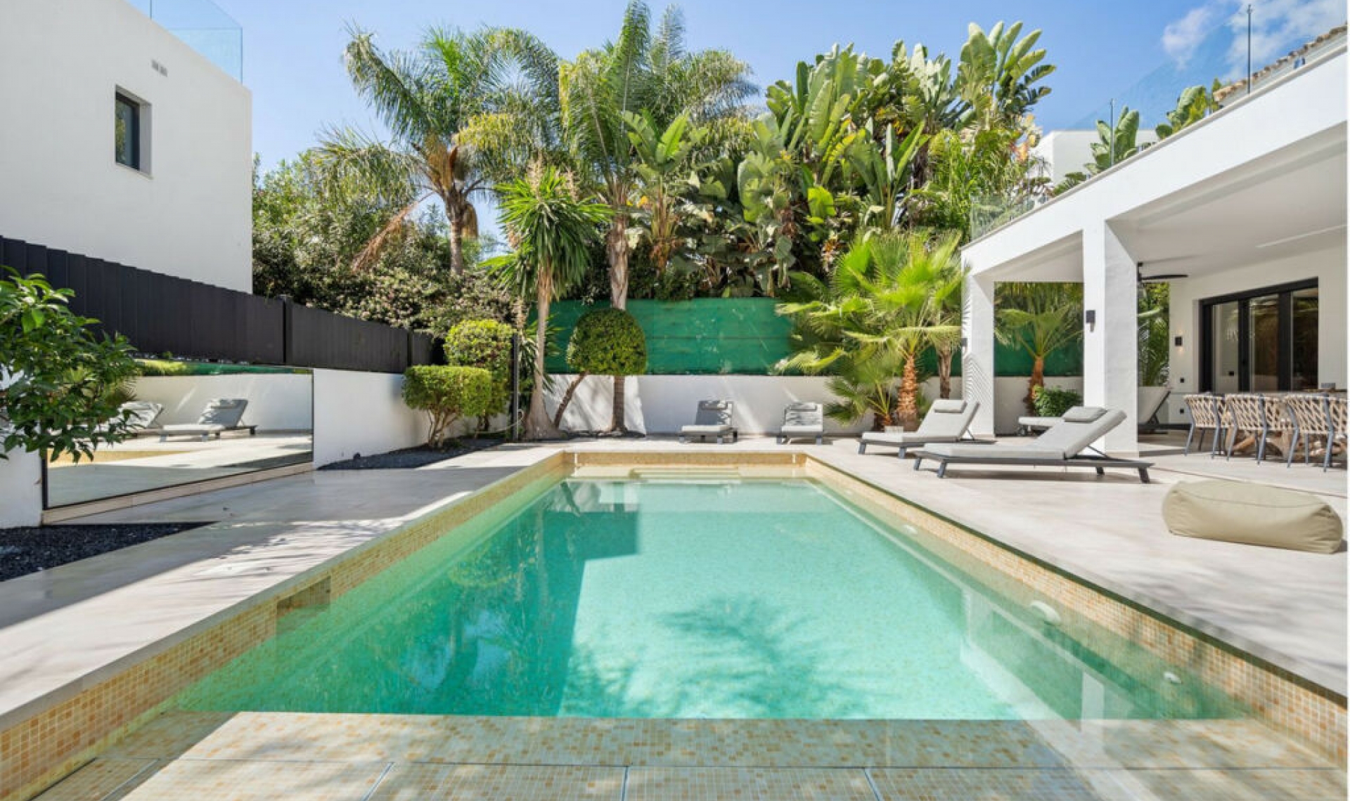 Další prodej -  -
Marbesa