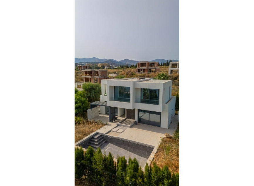 Další prodej -  -
New Golden Mile