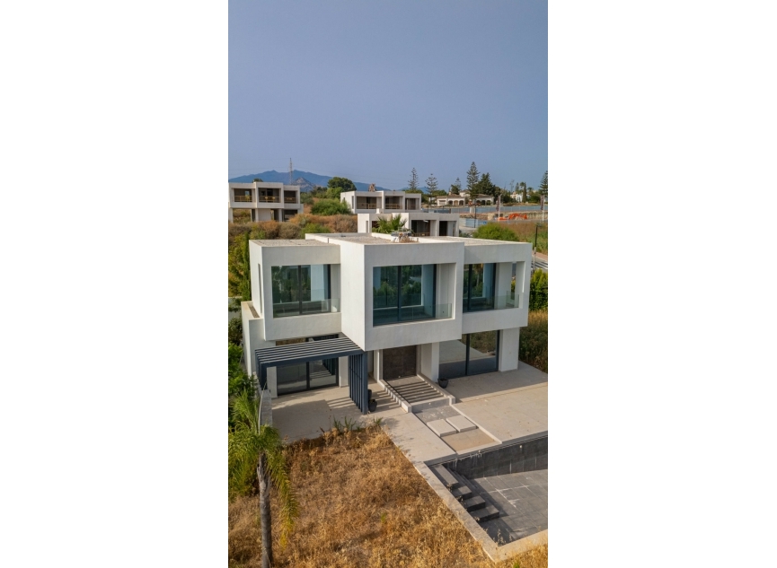 Další prodej -  -
New Golden Mile