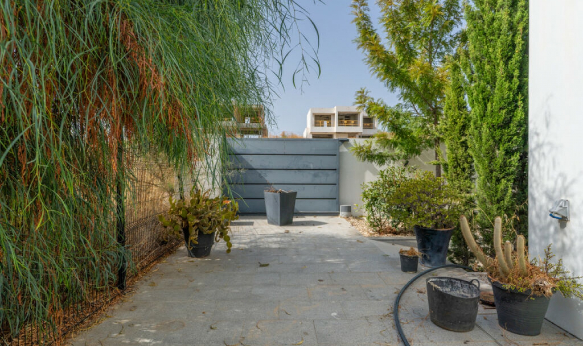 Další prodej -  -
New Golden Mile