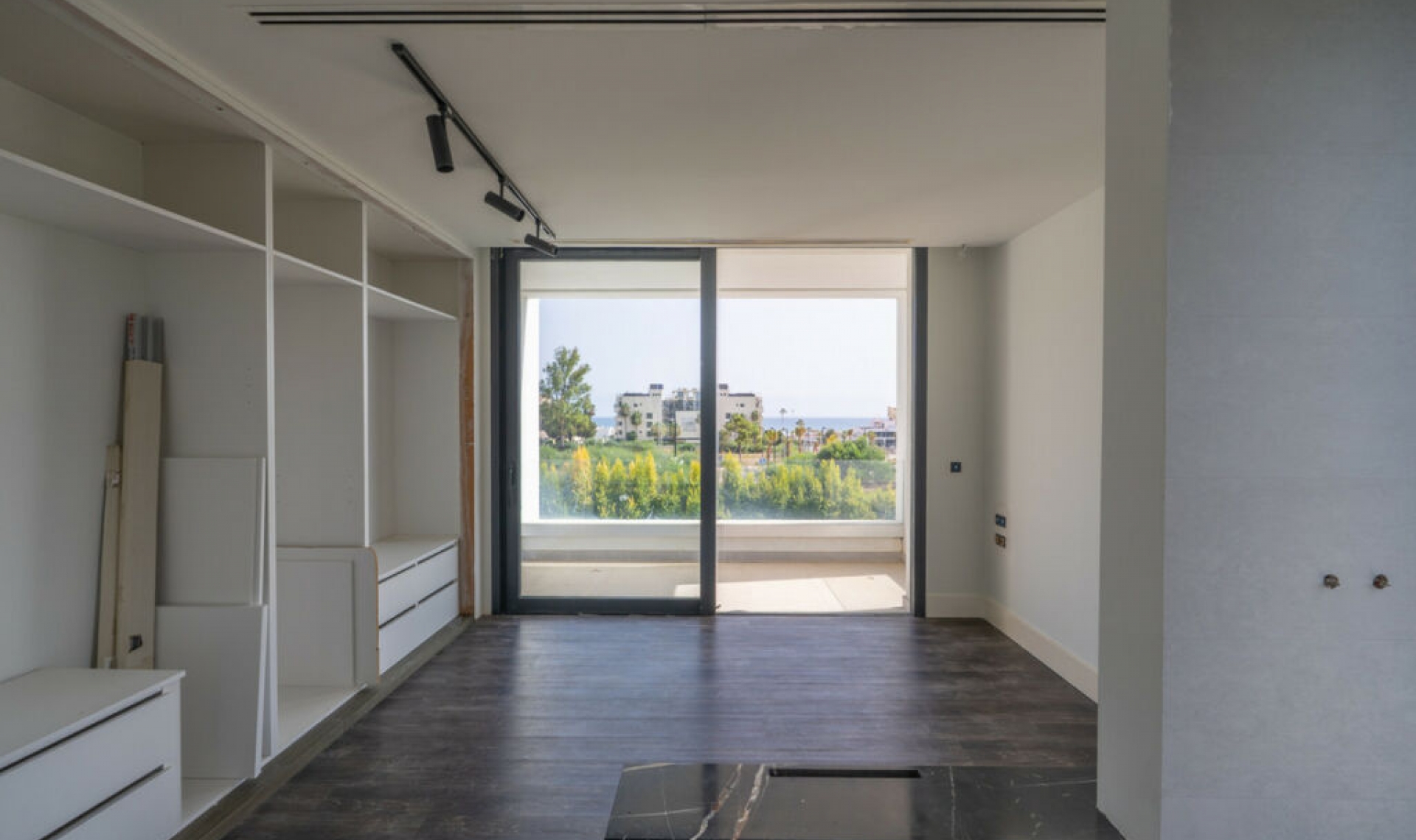 Další prodej -  -
New Golden Mile