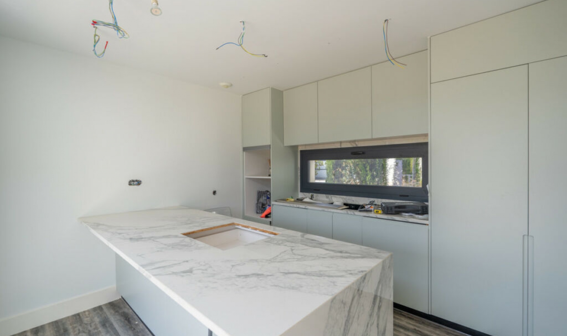 Další prodej -  -
New Golden Mile