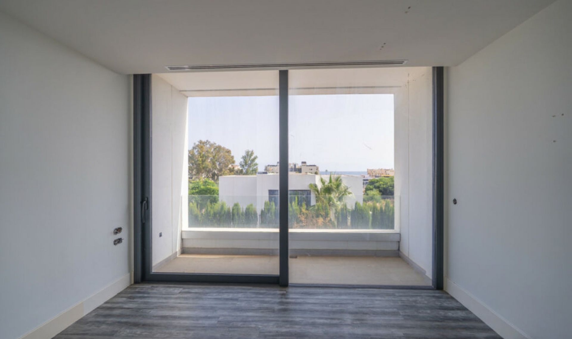 Další prodej -  -
New Golden Mile