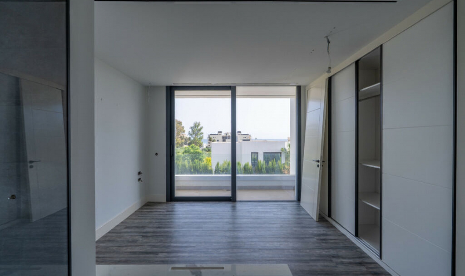 Další prodej -  -
New Golden Mile