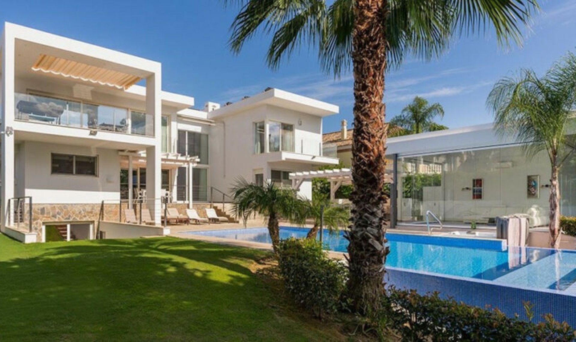 Další prodej -  -
Nueva Andalucía